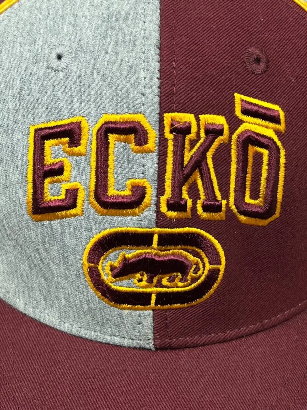 Vtg Ecko Unltd Pinwheel Fitted 7 3/4 Hat Maroon Streetwear Rhino Flag Tag Y2K